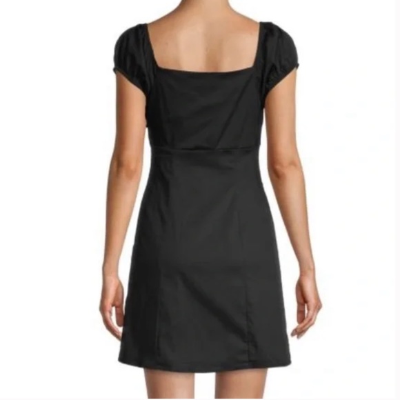 Socialite Black Cap-Sleeve Mini Dress - Picture 2 of 9